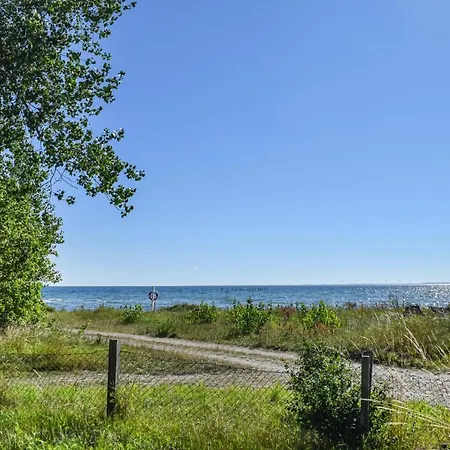 2 Bedroom Cozy In Rudkobing Apartamento